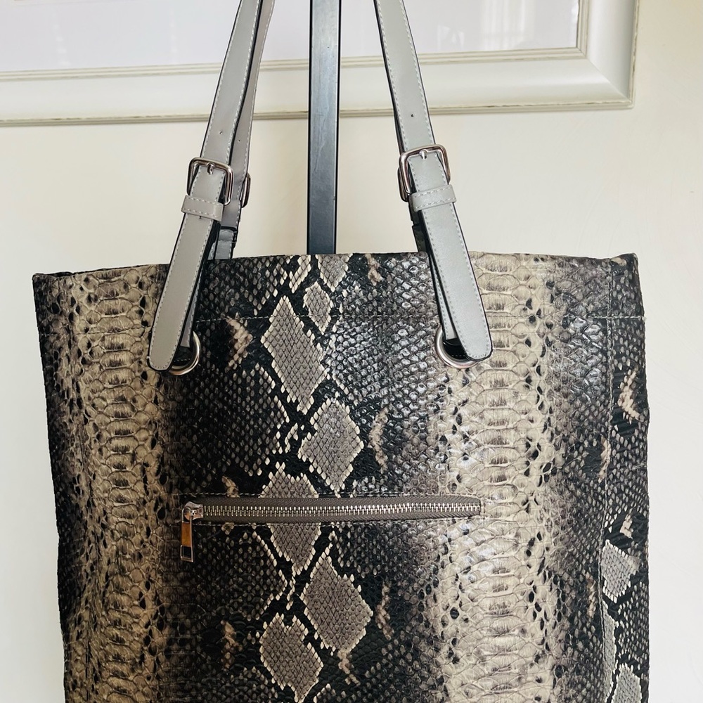 Mystique Beautiful Python Embossed Tote Soft Pyth… - image 2